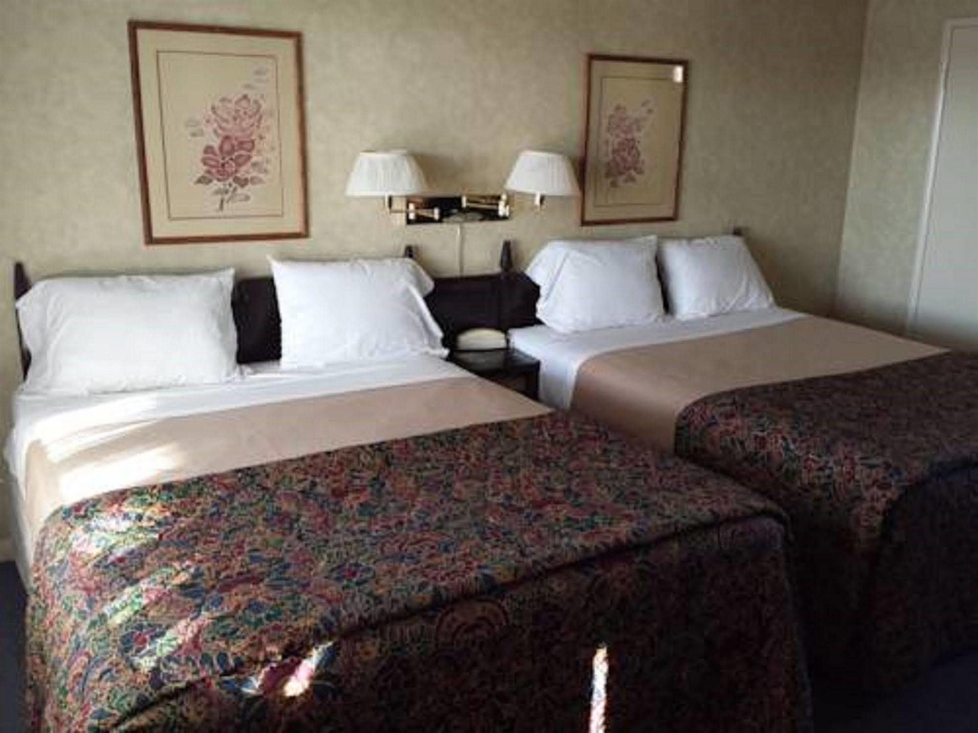 Travelers Beach Inn Ventura Esterno foto